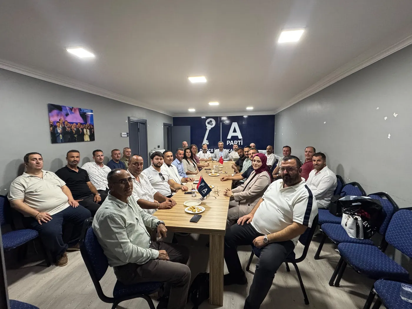 Anahtar Parti Düzce İl Yönetimi Haftalık Toplantısını Gerçekleştirdi — görsel 4