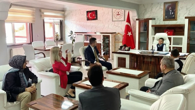 MİNİK ELLERDEN BÜYÜK MESAJ: 23 NİSAN’DA UMUT MAKAMDA