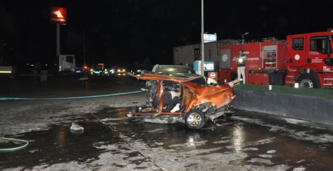 Manisa’da kaza: 5 ölü, 6 yaralı