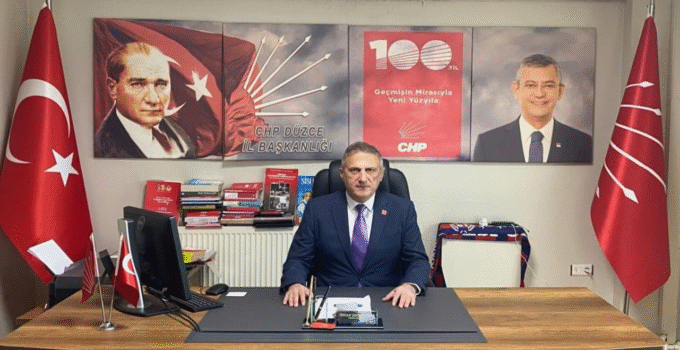 CHP Düzce İl Başkanı Özcan Dağıstanlı: Sapasağlam Belediye Binasını Yıkmak, Resmen Halka İhanettir!