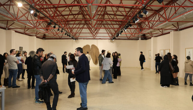 “İçinde Bir Şey” Sergisi Düzce Üniversitesi’nde Açıldı